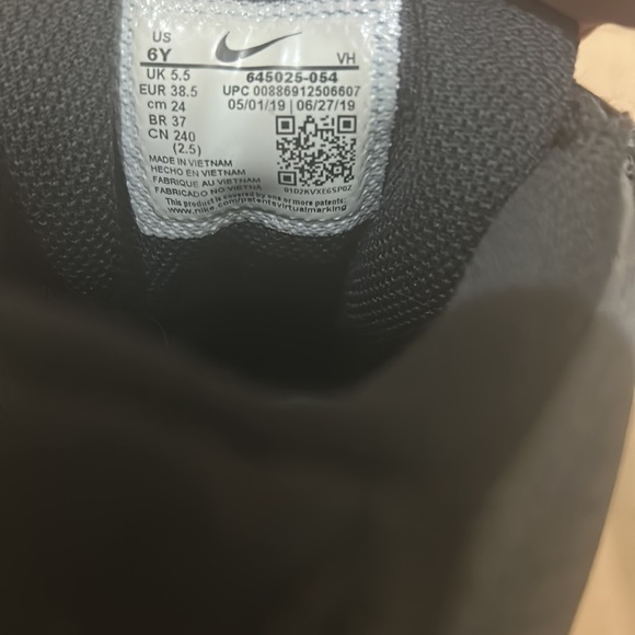 Nike SB Women's Sneakers - Black, Gray, and Purple - Picture 2 of 2